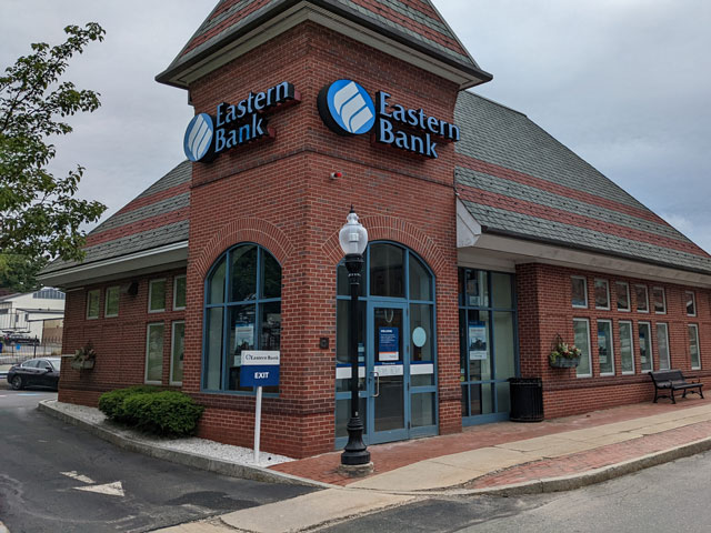 Eastern Bank, 2 South Avenue, Natick, MA